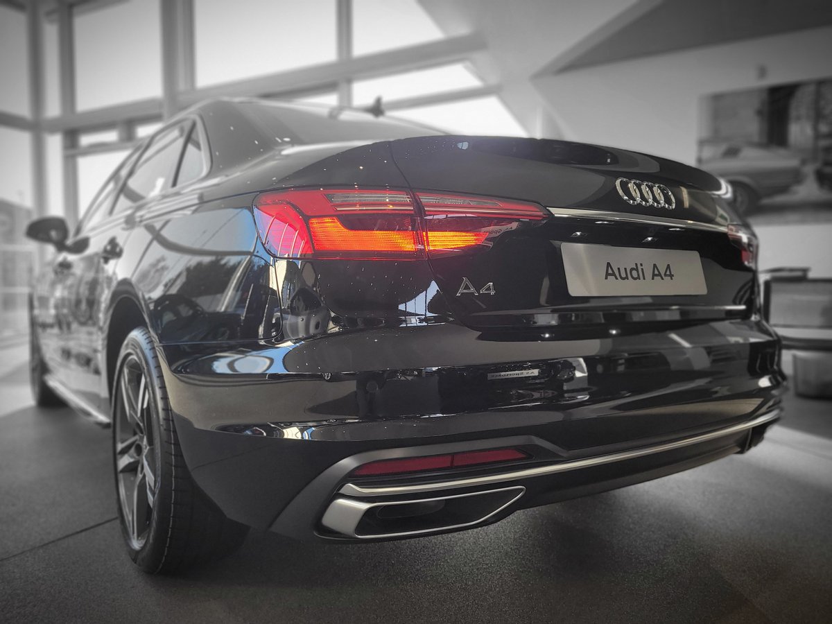 AudiNaas's tweet photo. A statement for sportiness.
The Audi A4 Saloon.

We have this striking 𝐀𝟒 𝟑𝟓𝐓𝐃𝐈 (𝟏𝟔𝟑𝐛𝐡𝐩) 𝐒𝐄 in 𝐁𝐫𝐢𝐥𝐥𝐢𝐚𝐧𝐭 𝐁𝐥𝐚𝐜𝐤 available for January delivery.

Interested? Call us on 045 906666. https://t.co/2iRvs2kt9p