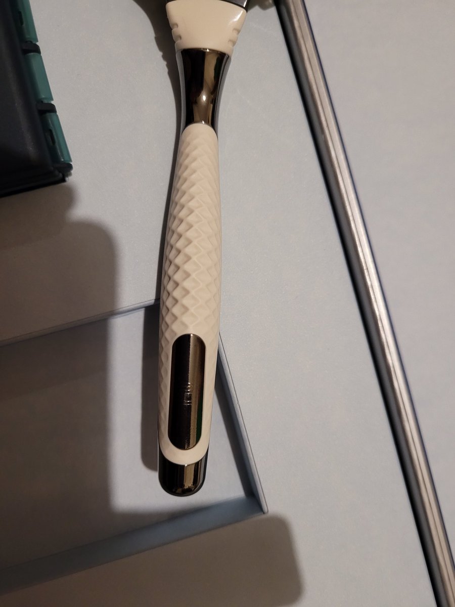 Heather Hodgson tweet media