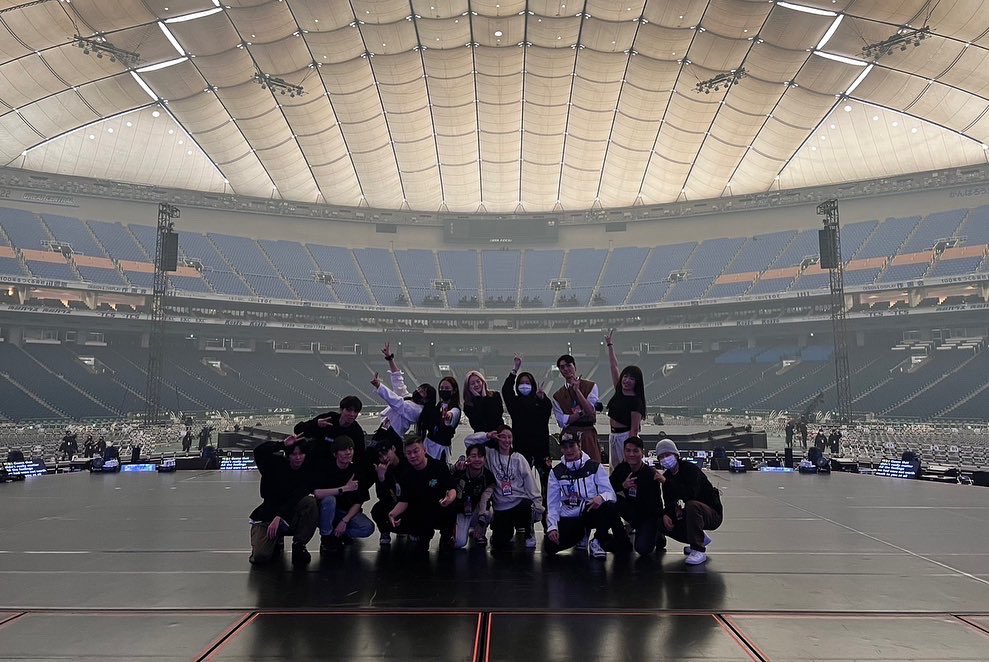 win_wind_winds's tweet photo. SEVENTEEN WORLD TOUR [BE THE SUN] JAPAN in TOKYO

TOKYO DOME 2Days🔥🔥

ありがとうございました✨

名古屋も…💪

@pledis_17jp 

#SEVENTEEN #BETHESUN #BETHESUNINJAPAN #TOKYO #tokyodome #teamSVT #teammaru #studiomaru #dancer #seventeendancers https://t.co/HMjHgcU6Xl