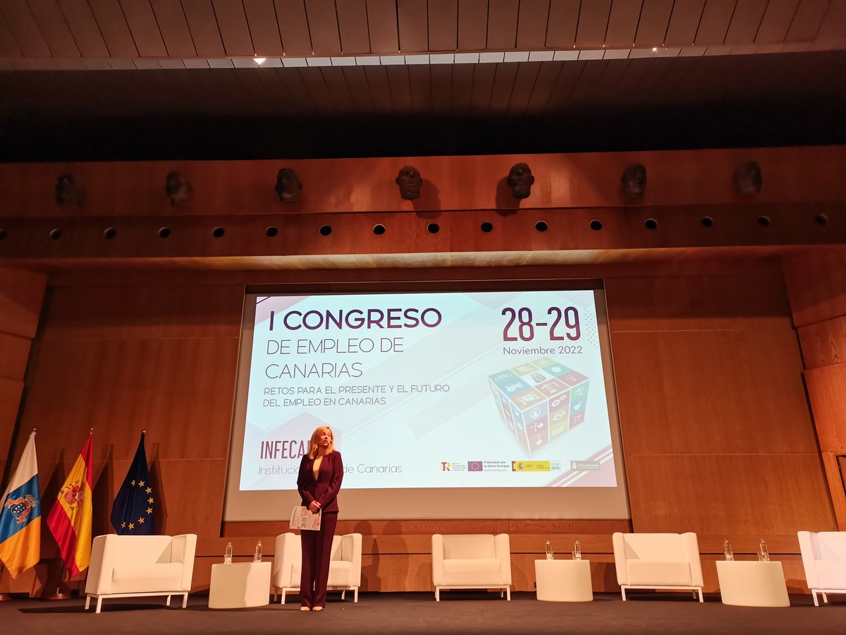 LlorentePaz's tweet photo. Empezando la semana en el primer Congreso de Empleo de Canarias. Una iniciativa del Servicio Canario de Empleo en el que se debatirá sobre los retos para el presente y futuro del empleo en Canarias.
#congresodeempleocanarias #asemecanarias https://t.co/AON6w9vdCH