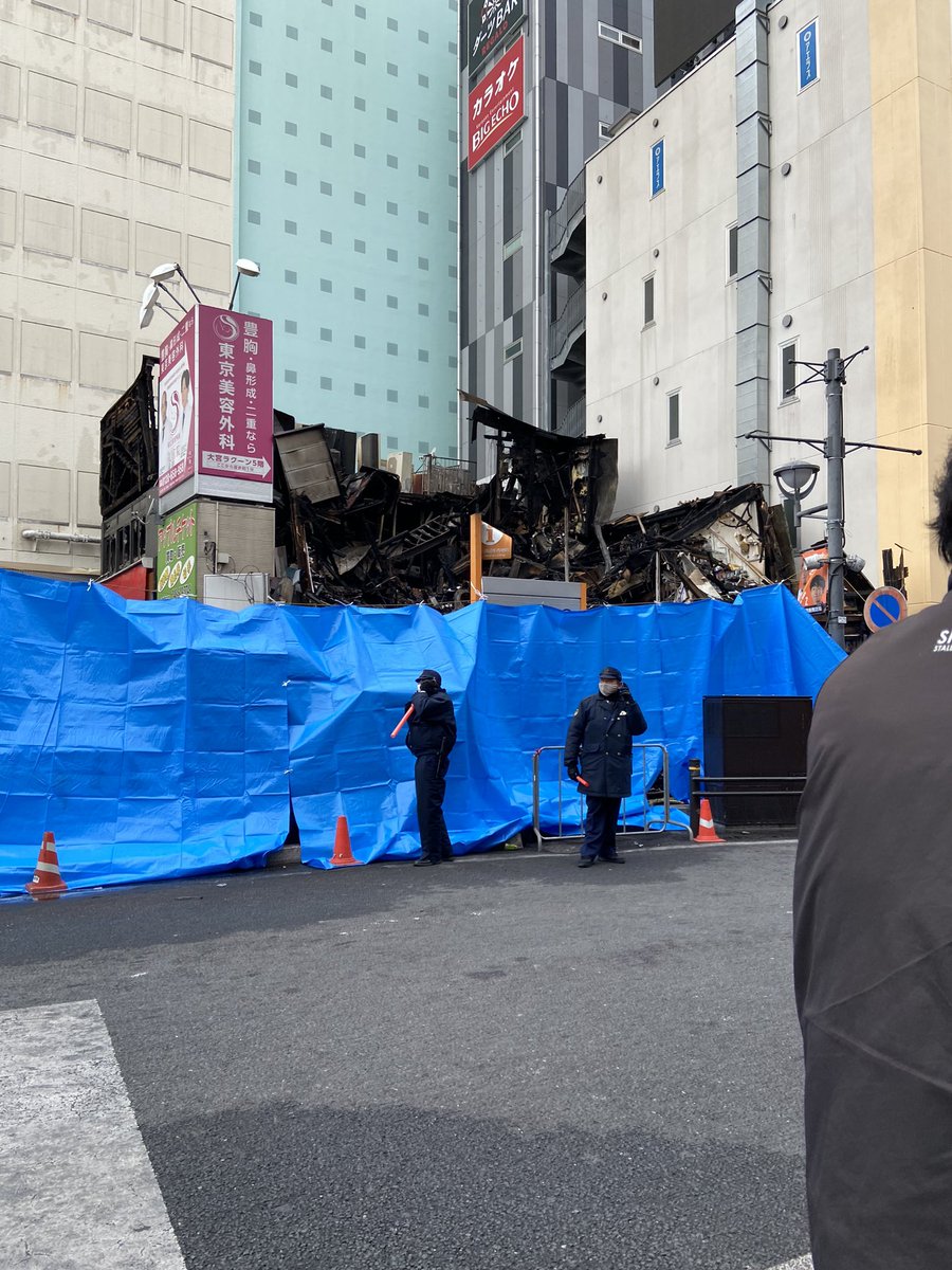 chikawa0522's tweet photo. そう言えば昨日の大宮駅前の火災の後すごかった😢2階部分がひどくて焦げ臭かった😢毎日前を通る場所だったからエグ過ぎてちょっと怖かったわ😰 https://t.co/kWjPe0w6Mg