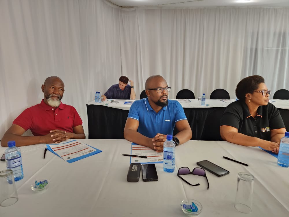 NC_drpw's tweet photo. The Strategic Planning Session of the Department of Drpw is taking place today in Upington. MEC Fufe Makatong during her opening remarks indicated that all staff needs to adopt a more positive attitude and enhance implementation.
#TrendsettersInInfrastructureDevelopment https://t.co/kAY0etWh8e