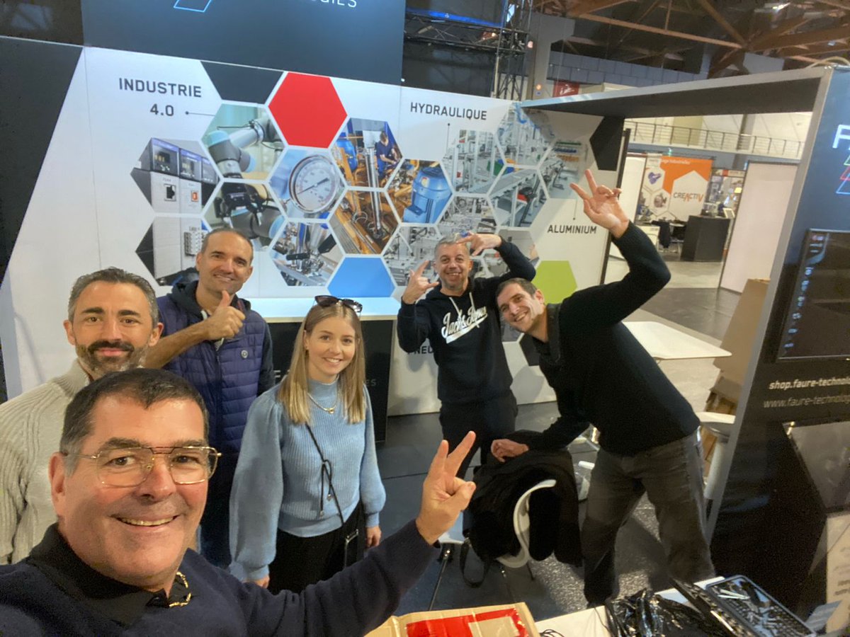 FaureTechno's tweet photo. [ RETOUR SUR IMAGE 📸 ] 

Clap de fin pour l’année 2022 avec une dernière représentation sur le salon Petrochymia à Martigues et au SEPEM de Grenoble la semaine dernière. 

Nos équipes vous remercient de votre présence!😃👍

#petrochymia #SEPEM #fauretechnologies #industrie https://t.co/Zf9MBXoxiq