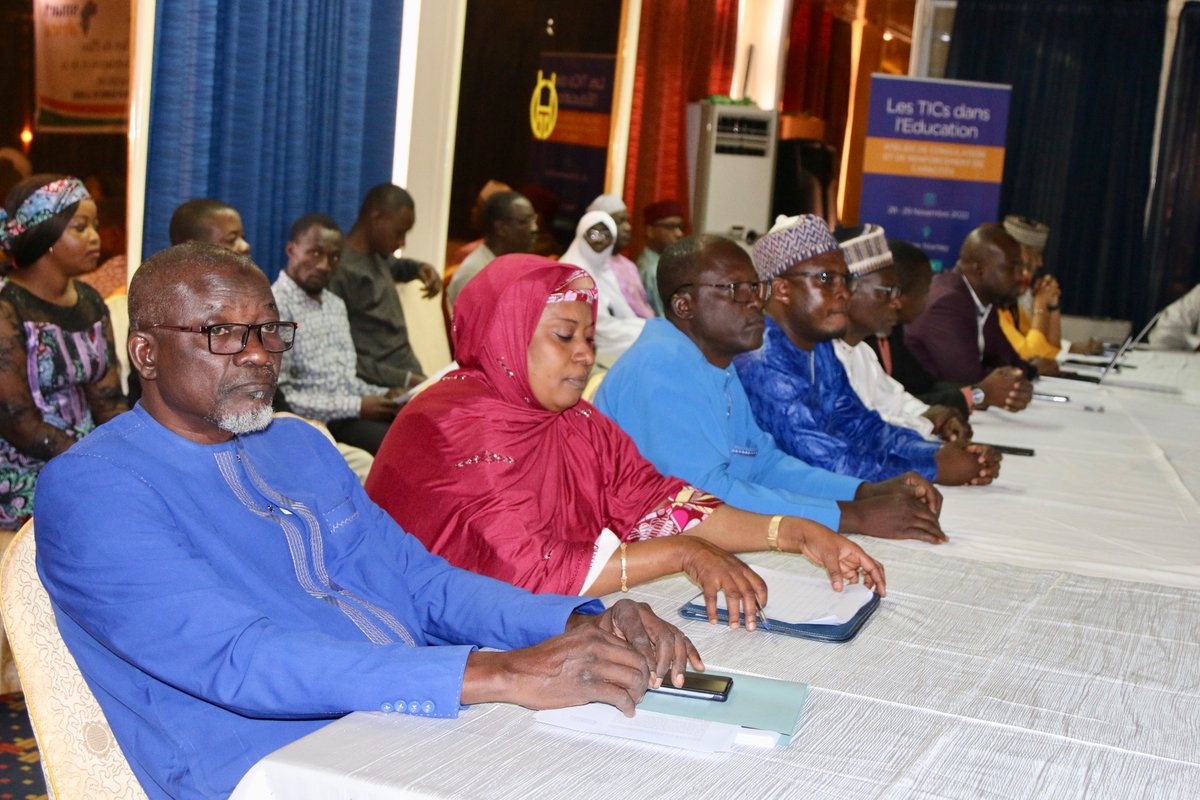 RealSmartAfrica's tweet photo. Smart Africa is hosting a two-day workshop on ICT in Education and capacity building in Niamey, Niger from the 28th to 29th of November 2022. #sas #capacitybulding #sada https://t.co/Hc5urdAAob