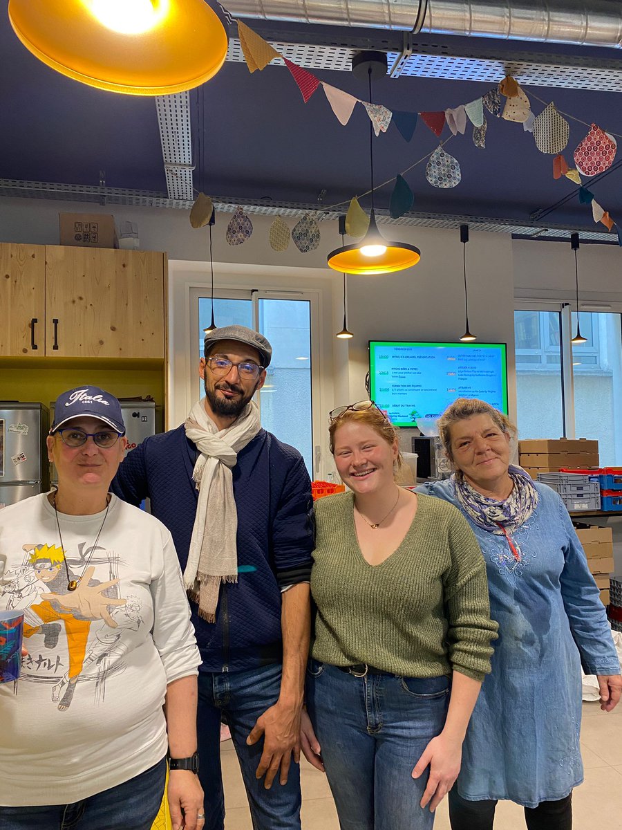 [ DERNIER JOUR DU SWA#8]
 
Hier le Startup Weekend Angers animait sa dernière journée. 😢

La matinée a été consacrée à l'entraînement des Pitchs ! 🎤

Le midi repas par <a href="/solidarifood/">SolidariFood</a> de quoi reprendre des forces pour la fin de journée. 🔥