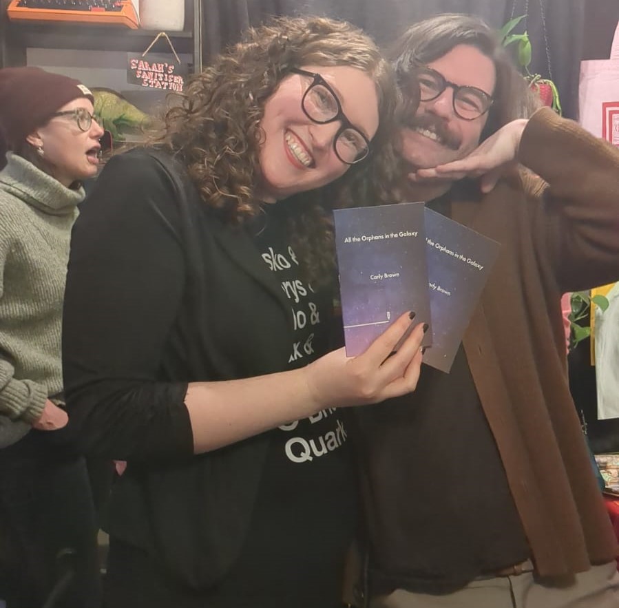 Such a lovely night at <a href="/tweetwronger/">Typewronger Books</a> last night to celebrate the launch All the Orphans in the Galaxy by <a href="/TheForthBelle/">Dr Carly Brown</a> 

It's available now! So head over to speculativebooks.net/shop/all-the-o… to get your physical or EPUB and enjoy this beautiful story 🖖