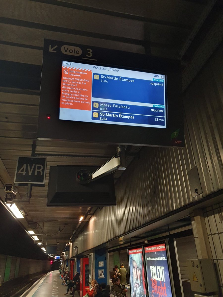 FredFrique's tweet photo. @RERC_SNCF 

Train supprimé  encore et encore .. sans aucun motif , et surtout sans réponse de votre part merci pour la communication  au top https://t.co/DgME9WPSos