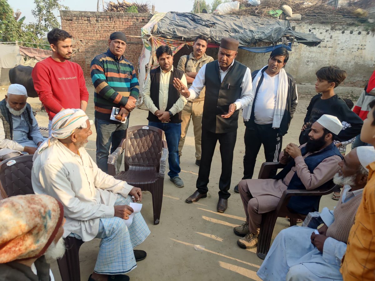 MishraDsp's tweet photo. @AdhikarSenaPrty 
@adhikarsenaup 
@Amitabhthakur 

#KhatauliBypoll #khatauli #ByElections2022 #up https://t.co/5mZP1PHHJy