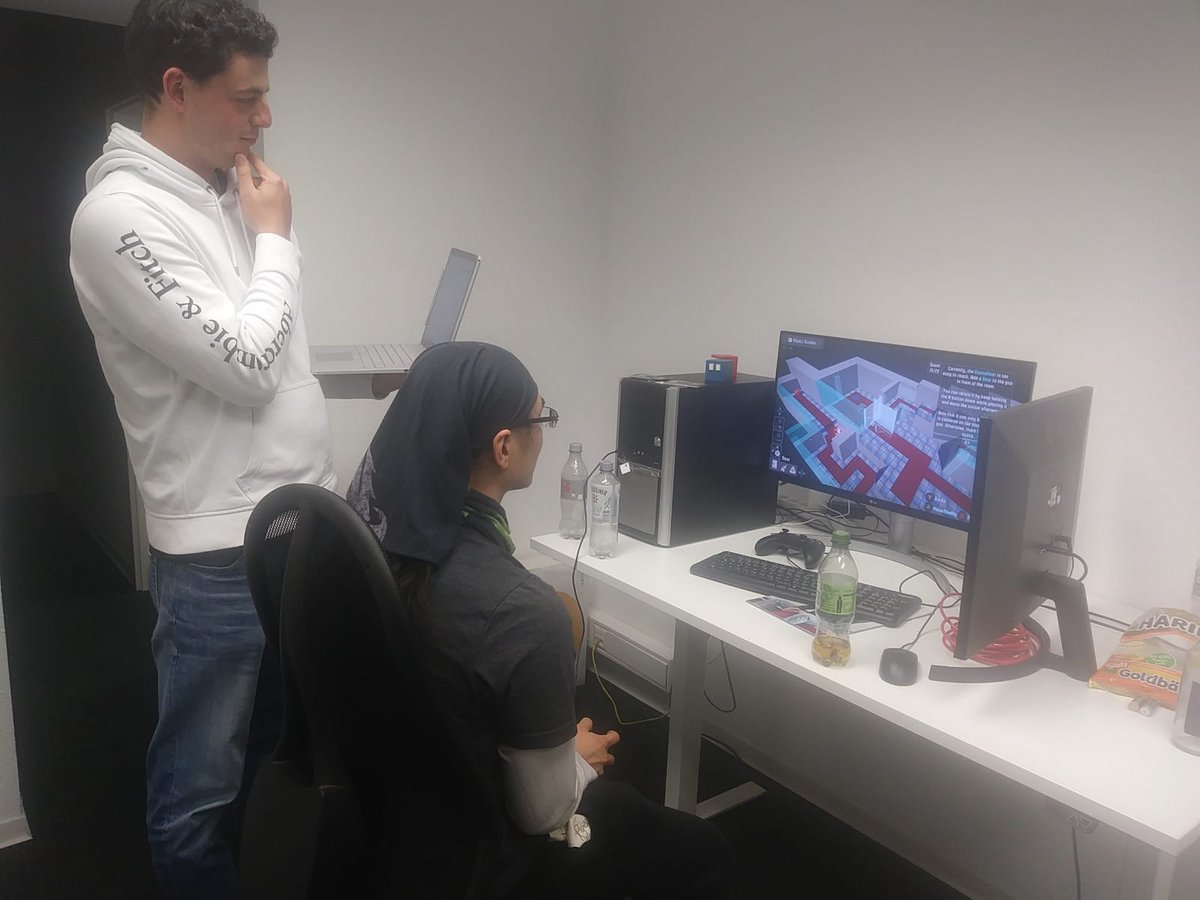 SaarlandMedien's tweet photo. Am Samstag fand in unserem #GameHubSaar das erste #CommunityPlaytesting statt.
Mehrere Studios (u. a. Radical Fish Games, battyRabbit und DigiTales Interactive) stellten #AlphaBuilds ihrer neuen, unveröffentlichten #Spiele Testspieler:innen zur Verfügung. https://t.co/rGoci0CrD7