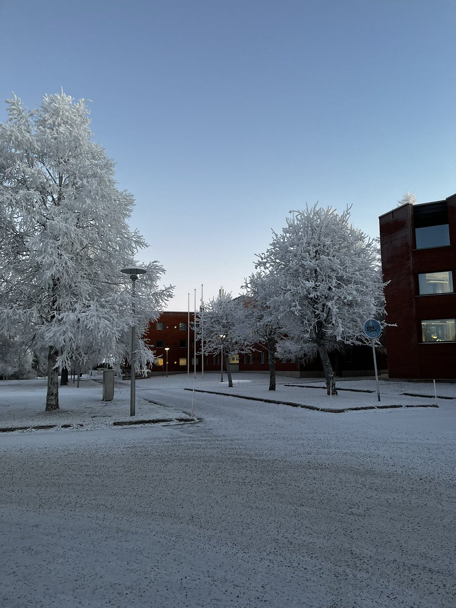 Kuntamaisema (@kuntamaisema) on Twitter photo Viime viikolla vierailimme talvisella <a href="/KuusamoRuka/">Kuusamon kaupunki</a> lla, jossa pääsimme tutustumaan kaupungin uuteen tulevaisuustoimialaan. Viime viikolla vierailimme talvisella <a href="/KuusamoRuka/">Kuusamon kaupunki</a> lla, jossa pääsimme tutustumaan kaupungin uuteen tulevaisuustoimialaan.