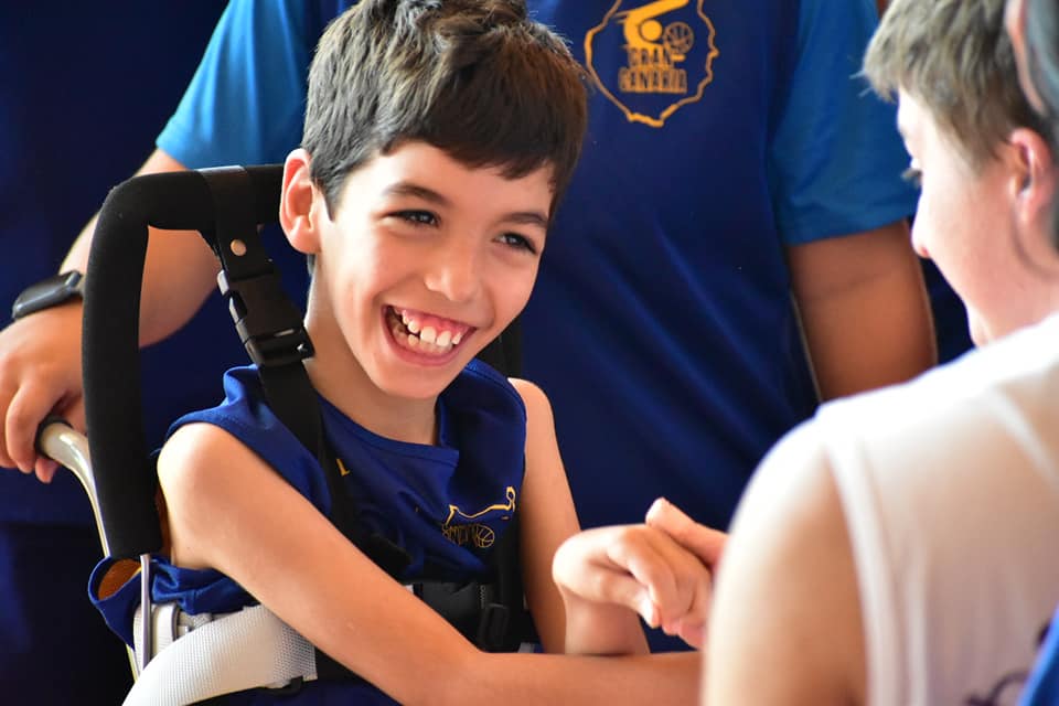 📝 NOTICIA | El #ProyectoSuma del CB Gran Canaria, presente en una nueva jornada de 'Baloncesto Sin Límites'.

▪ Un nutrido grupo de miembros de la iniciativa claretiana estuvieron en la nueva jornada inclusiva de la <a href="/FCBaloncesto/">Federación Canaria de Baloncesto</a>.

👀 bit.ly/3AQwy7U | 📸 <a href="/FCBaloncesto/">Federación Canaria de Baloncesto</a>
