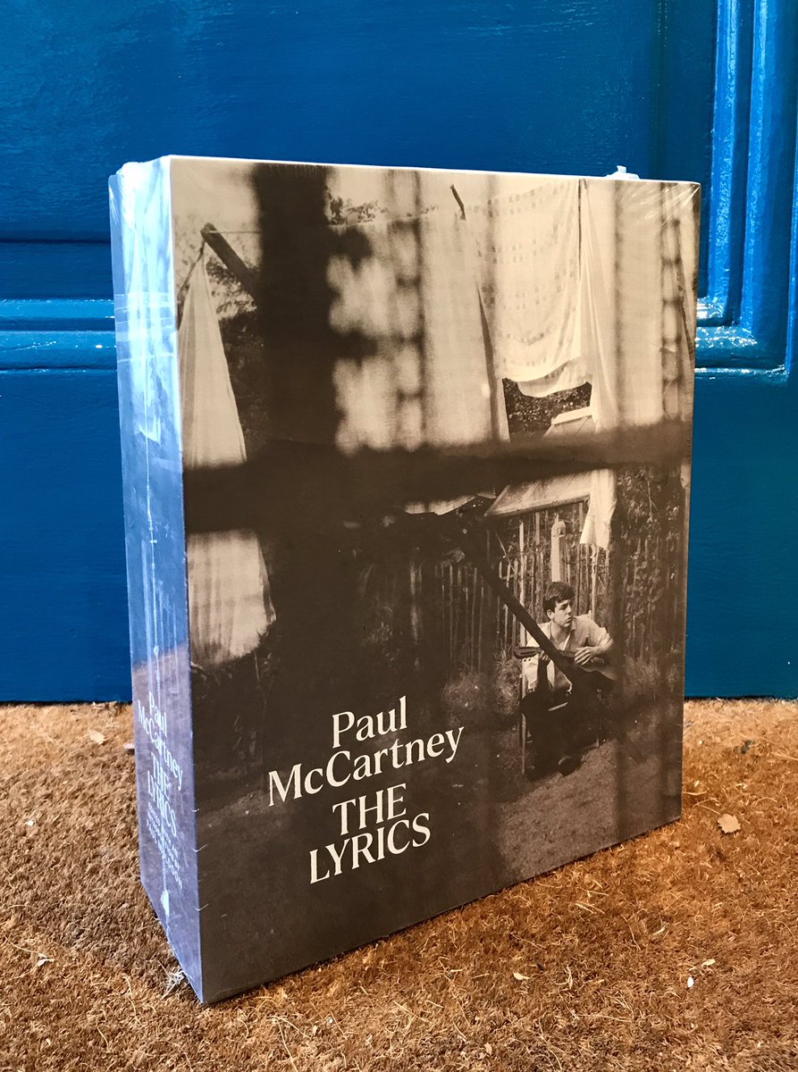 ReigateWS's tweet image. Come and explore behind our door!