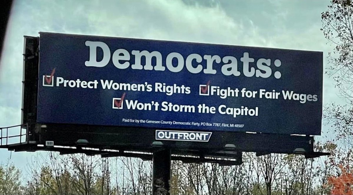 randuv's tweet image. Seen in Michigan.