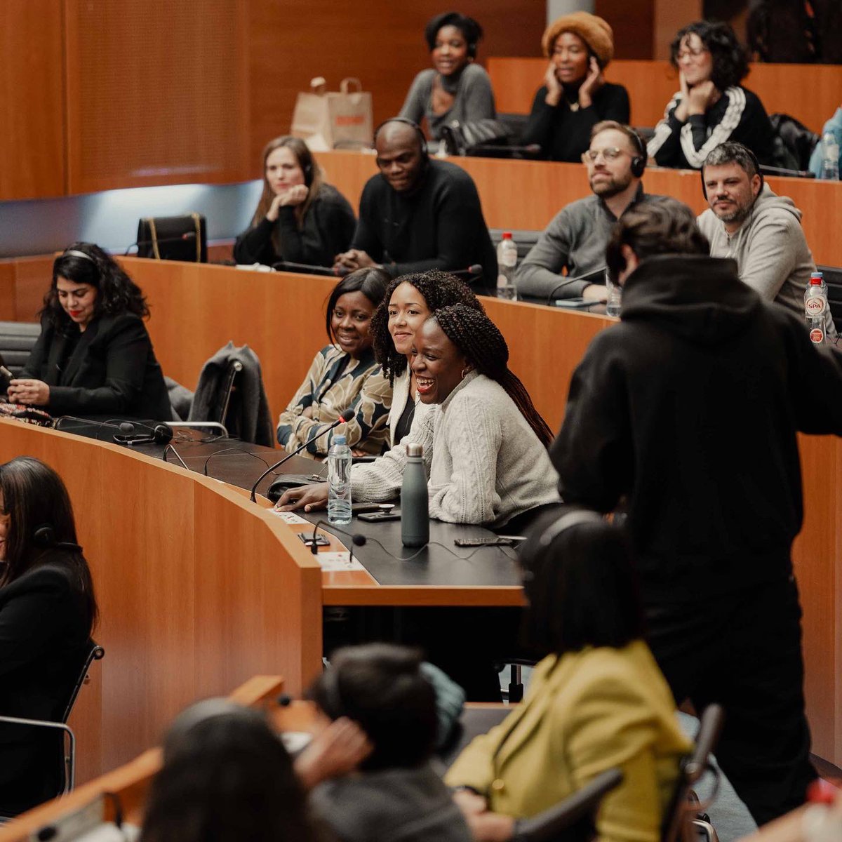 YChangeMaker's tweet image. Retour en image sur la conférence.
Merci à nos intervenants, merci à @NathanSoret pour l’animation et au @parlbruparl pour le 📍.

Een terugblik op de conferentie.
Dank aan onze sprekers, met dank aan @NathanSoret voor de animatie en aan @parlbruparl voor de📍.
📸 @romanlaschov