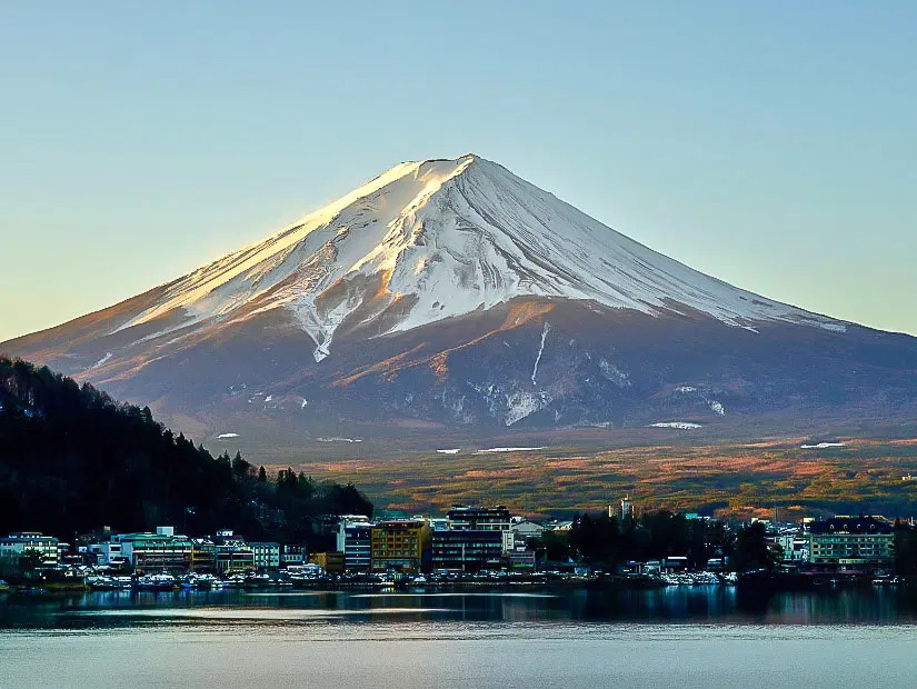 travelscast's tweet photo. Without a doubt Japan's most recognizable landmark, majestic Mount Fuji (Fuji-san) is also the country's highest mountain peak.
@travelscast
(link in bio ☝)
Please like, share, and follow @travelscast
#mountfuji #mountfuji🗻 #mountfujisan #mountfujiview #mountfujiyama https://t.co/vHRaxfgLLE