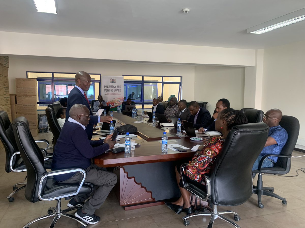 ppbkenya's tweet photo. Dr Atebe emphasized the need for self regulation and urged the pharmaceutical professionals to stop supplying drugs to quacks. He called upon the EDC to deal with professionals abetting the illegal practice. https://t.co/D8uIadKknK