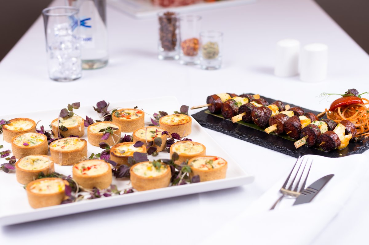 VSCevents's tweet photo. Our rooms come equipped with private bars, stages for presentations, in-house catering serving anything from bowl food and canapés to brochettes, street food and buffets, take a look at what we can offer.
Find out more: https://t.co/86DAxoj9TP https://t.co/yctyUTsmRK