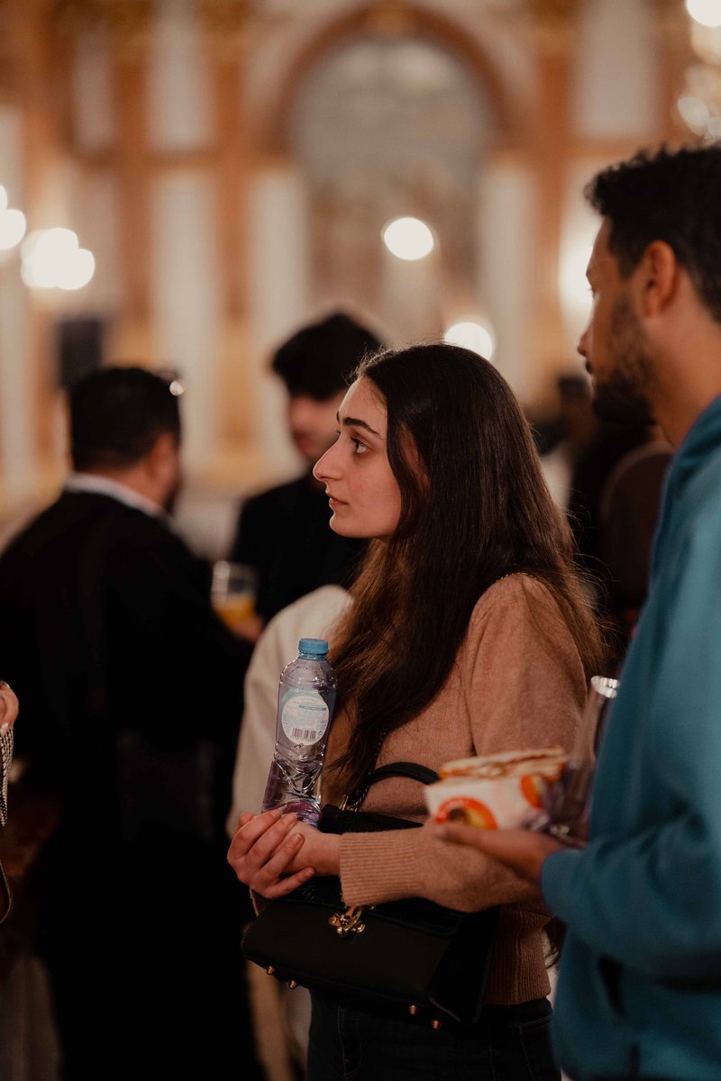 YChangeMaker's tweet image. Après l’inspiration vient le networking. 🥂🤝

Merci à notre deejay @MsterDream pour la musique. 🕺
—

Na inspiratie komt netwerken. 🥂🤝

Met dank aan onze deejay @MsterDream voor de muziek.🕺

📍@parlbruparl 

📸 @romanlaschov