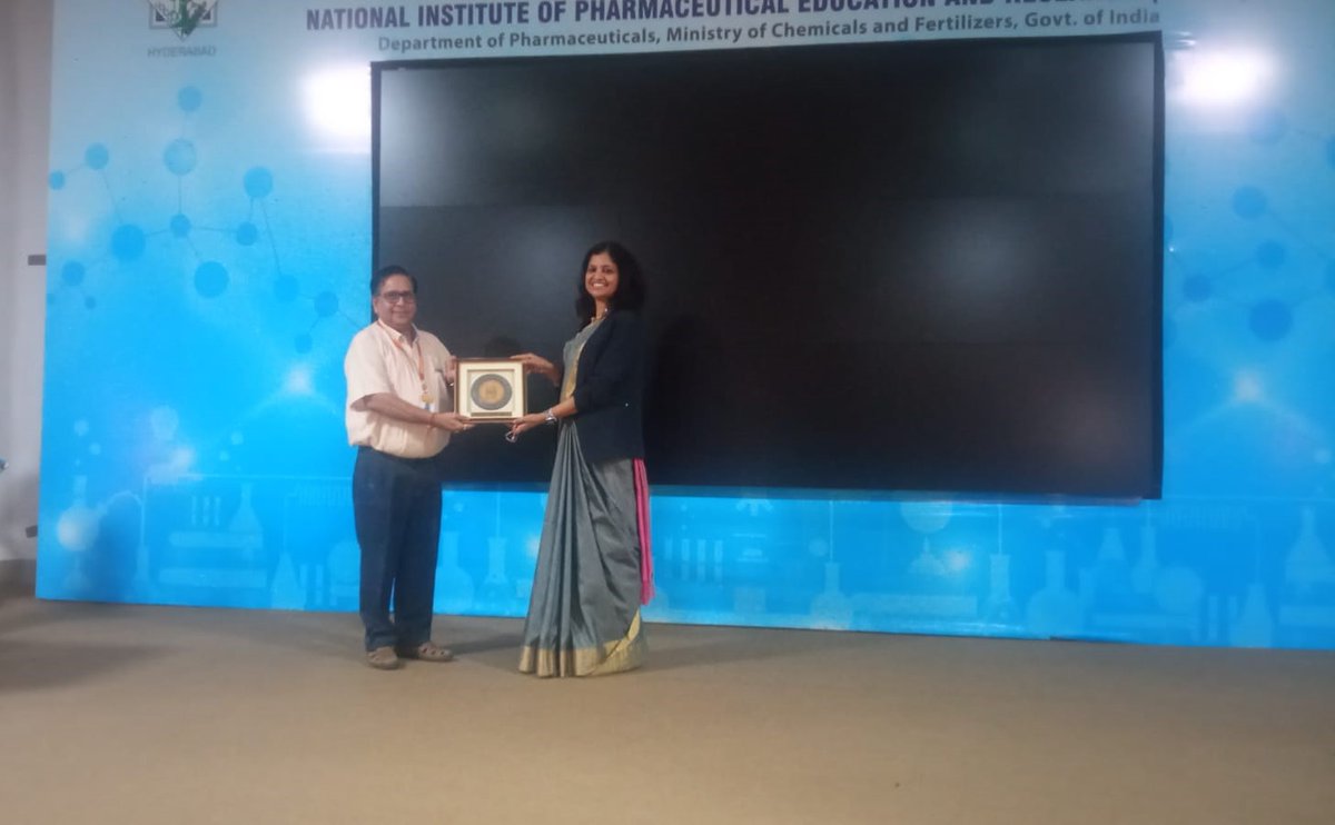 NIPERHyd's tweet photo. #LeadtoImpact
@NIPERHyd is thankful to Dr. Kamala Rai, Global Program Head, #Novartis for giving her valuable time for the leadership lecture.
@Pharmadept @OfficeOf_MM @mansukhmandviya @bhagwantkhuba @rajneeshtingal #Leadership #Leader #leadershipmatters #leadershipdevelopment https://t.co/0LqqwHS9GK