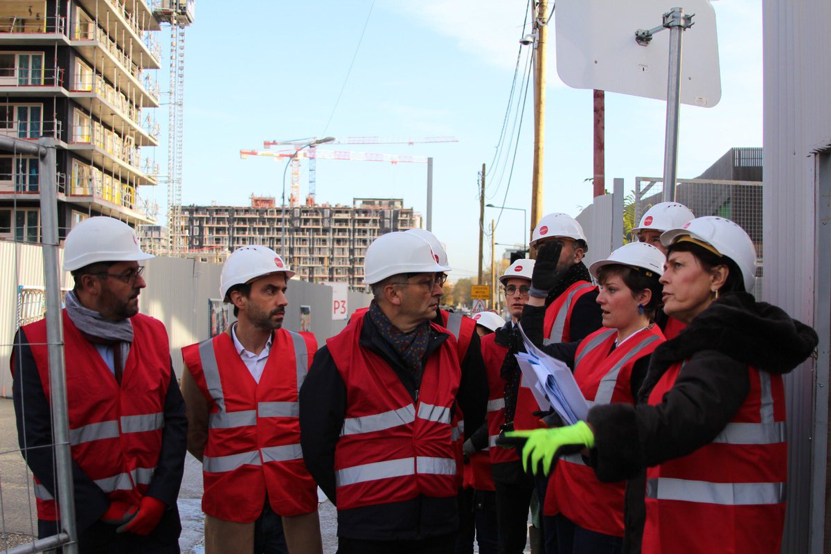 VBedague's tweet image. Visite du chantier du Village des Athlètes @villesaintouen en présence de @SOLIDEO_JOP. Une aventure hors norme pour @nexity, mandataire du groupement du secteur E avec @EiffageImmo, @CDC_Habitat, @GroupeGroupama et @EDFofficiel. Nous serons au rdv de l’excellence urbaine !