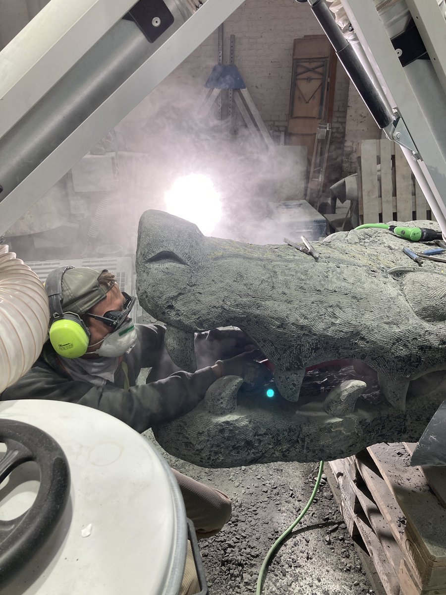 berlin_bitch's tweet image. #work #crocodile #stone
