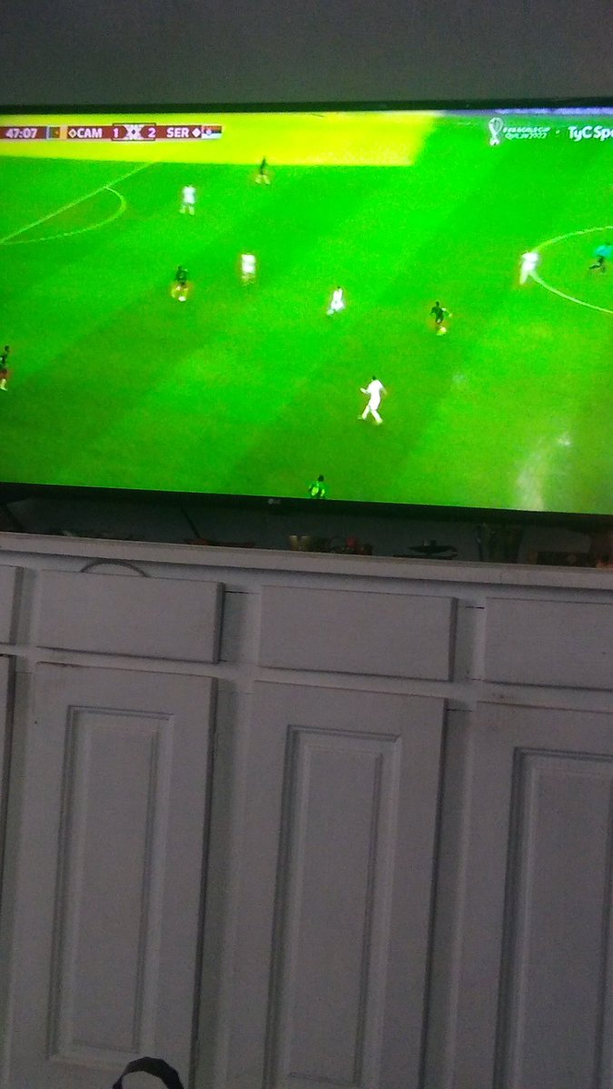 jonathan_tappie's tweet photo. Un toque de fútbol antes de ir a trabajar . https://t.co/xDVObXgSil