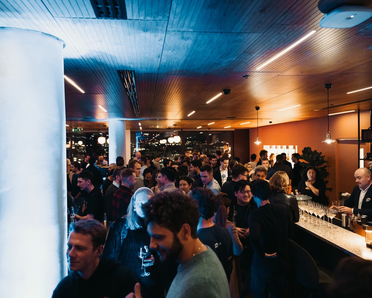 SonicLabs's tweet photo. Bear markets are for building:

Building relationships &amp; spreading good vibes among users, founders and friends 🥂

Thanks to everyone who came out after #Token2049! 🇬🇧 #FantomVibe https://t.co/TB9btzYvHw