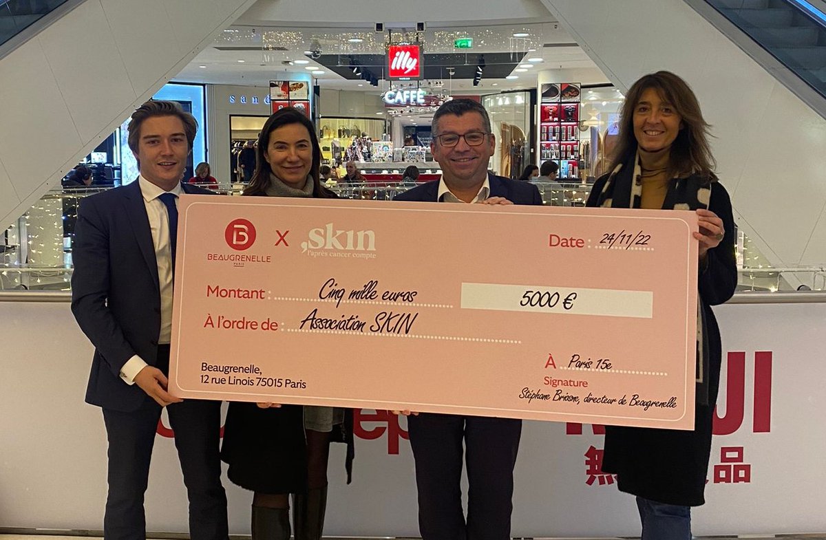 beaugrenelle's tweet photo. Jeudi dernier, nous avons été heureux de remettre un chèque de 5000€ à @AssociationSkin suite à notre opération autour du sport "Le Beau Match" 🏀
Ce chèque est le résultat de la mobilisation de Beaugrenelle, ses clients et commerçants : 1 panier marqué durant l'OP=1€ récolté ! https://t.co/nkpG32Ewdl