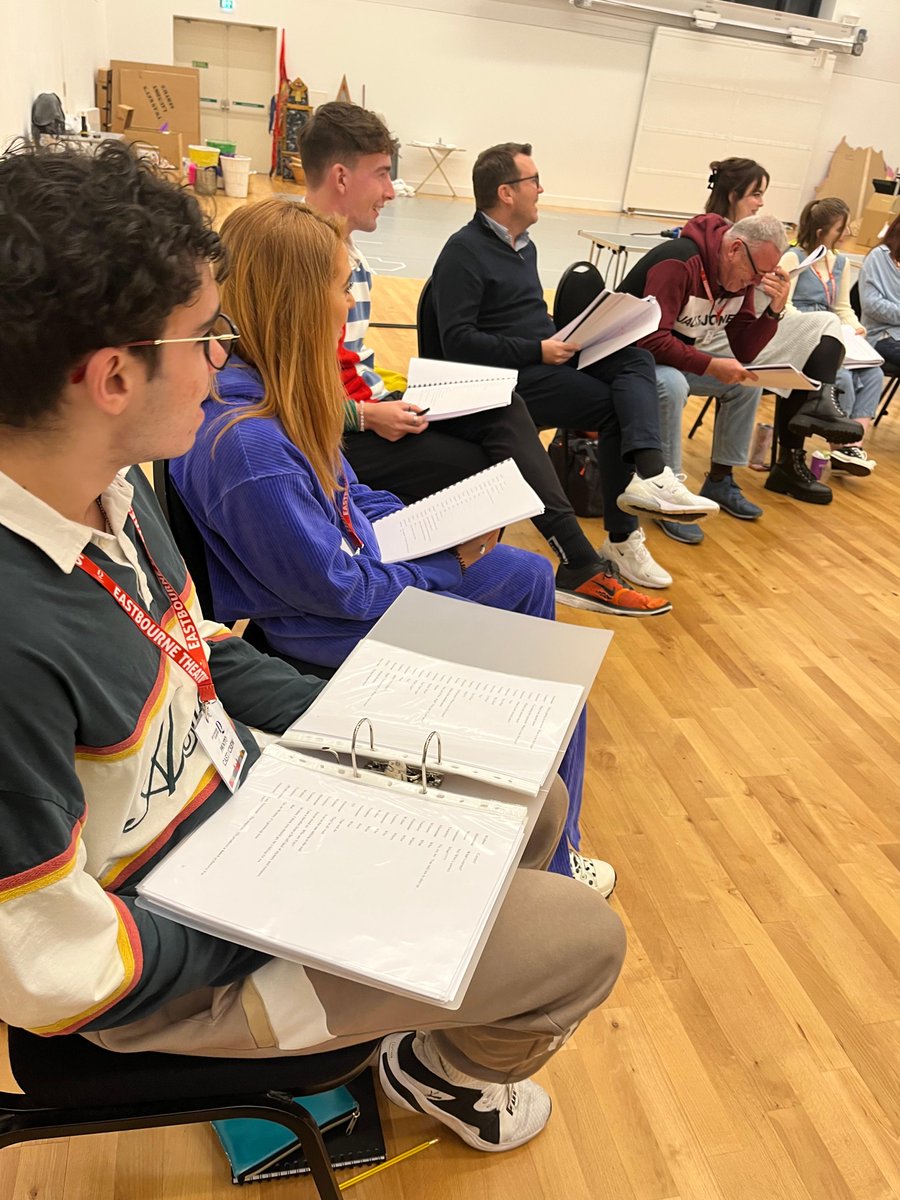 EBTheatres's tweet photo. The rehearsals have begun for Aladdin, this year’s Devonshire Park panto - and there‘s lots of laughs already!
Opens 9 December tickets here https://t.co/bdHKsz4FQM
#Aladdin #eastbourne #ebpanto #panto https://t.co/eQuOEFjJhK