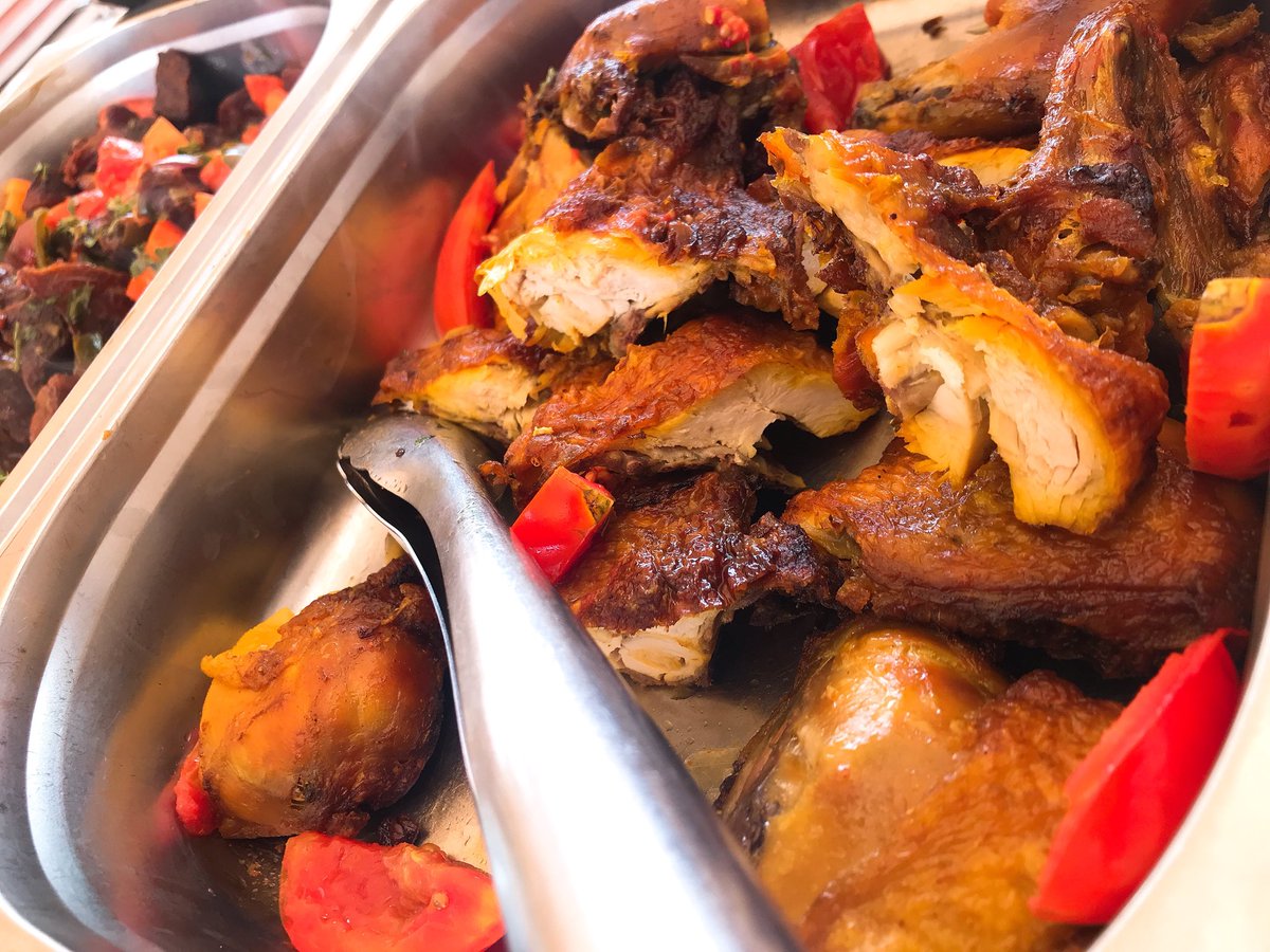 LegendsKla's tweet photo. Enjoy a delicious lunch experience while watching the World Cup.π#LegendsBuffet(Monday ~ Friday)
Reservations: (WhatsApp) 0775 643513 or (0709702885) https://t.co/KleVFda6Cp