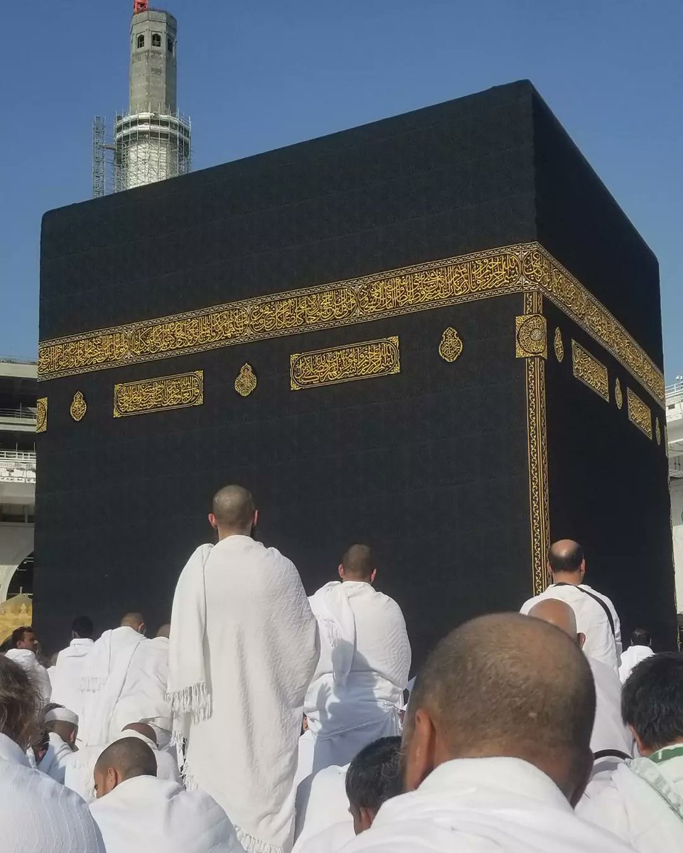 Mustaphaa_'s tweet photo. الحمدلله حمداً كثيراً طيباً مباركاً فيه❤ , الحمد لله رب العالمين الذي جعل لكل شيء قدراً، وجعل لكل قدر أجلاً، وجعل لكل أجل كتاباً🤲❤
الحمدلله الذي جعل الحلم واقعاً 💕 اللهم تقبل منا واعط كل مشتاق شرف زياره بيتك الحرام 🕋🖤 https://t.co/VUdprenNuy