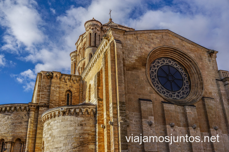 ¿Vas a recorrer la Ruta del Vino de Toro? ¿Qué te parece empezar por Toro? Aquí te traemos algunas ideas: 

#VenARutaVinoToro Cc <a href="/Rutavinotoro/">RutadelVinodeToro</a> 
viajamosjuntos.net/2022/11/28/que…
