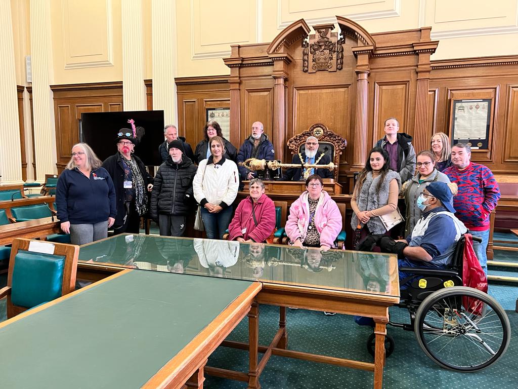 CareNetworkUK's tweet photo. Our lovely Resolve group have been busy getting out &amp; about!

They recently met with the Mayor of @blackburndarwen, then last week they were joined by Leader of the Council Phil Riley,@AlbionMillCH. Phil kindly answered questions about community services in our local area 💙 https://t.co/kNHJfMtow1
