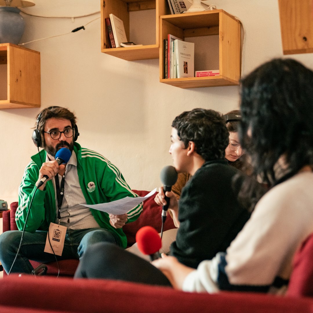 1/2 Lors de la 7ème édition du Forum #EntreprendreCulture, <a href="/RadioMega26/">Radio Méga</a> a posé son studio éphémère aux @les_subs_lyon . Toute l'après-midi, l'équipe a reçu des porteurs de projets culturels engagés : bit.ly/3u1Z1UB