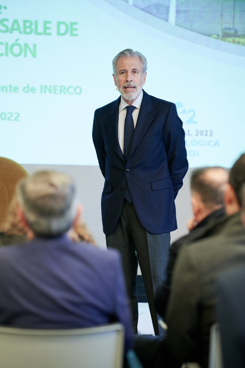 Inerco_'s tweet photo. Nuestro Presidente Prof. Vicente Cortés, intervino en la Asamblea General de PTECO2 del 2022 con la ponencia titulada “La captura de CO2. Un pilar indispensable de la descarbonización”
#SomosINERCO #descarbonizacion #PTECO2 https://t.co/DwoQ78AFH5