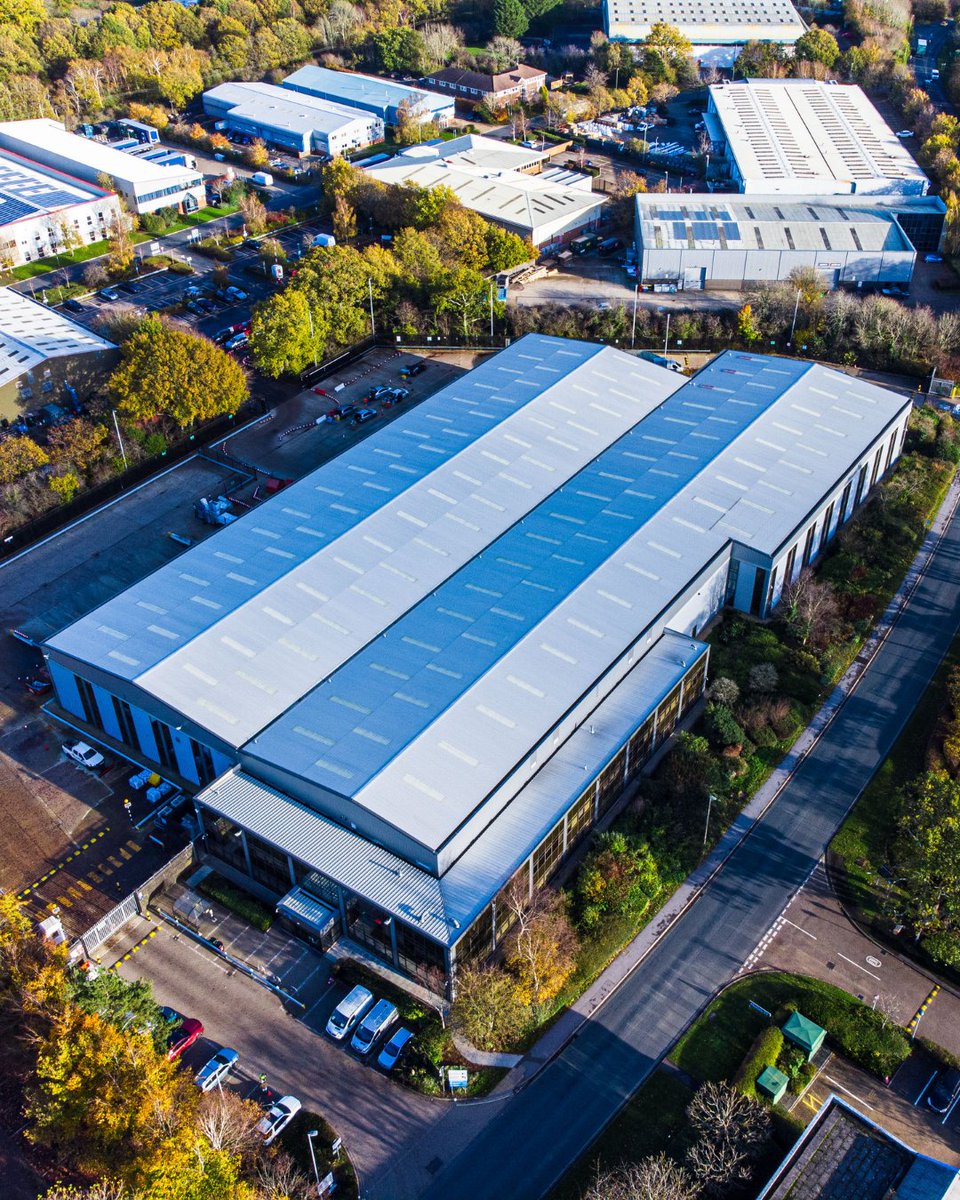 DroneologistUK's tweet photo. Marketing shots revealing the accessibility &amp; area of an Amazon Logistics Centre 🚚

🌐 https://t.co/ocsJlNgKdG
📧 info@droneologist.co.uk

#amazon #amazonuk #Fareham #Hampshire  #constructionuk #warehouse #dronephoto #dronephotography #aerialphotography #dronebusiness https://t.co/Q3ydMoyU9B