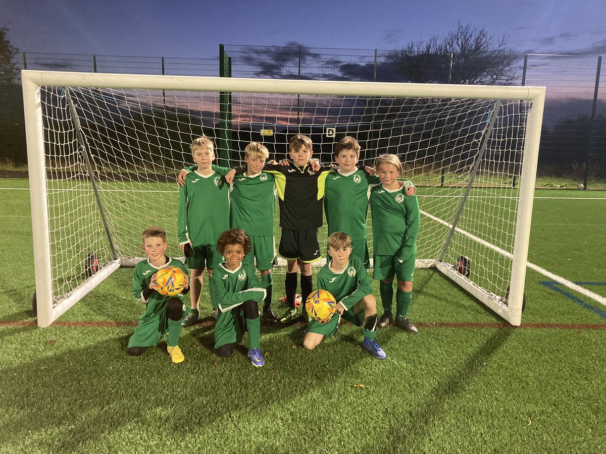 Sports1MPS's tweet photo. ⚽️ A mixed night on week 3 of football league. The first two games lacked energy on our behalf and we drew 1-1 and lost 6-1. In game 3 it was like watching a brand new team as they battled to a well deserved 1-1 date! The final round of games is Jan 23! ⚽️ https://t.co/fqfqOBksJa