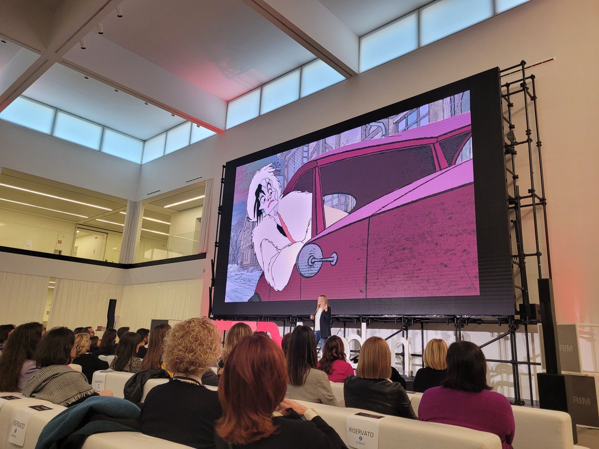 vemsistemi's tweet photo. #OnChange – @TEDxModena, con l’edizione Women 2022 è riuscita di nuovo a stupirci e portare sul palco della splendida #FlorimGallery 9 storie che hanno saputo rappresentare lo spirito di #TED.
Siamo orgogliosi si esser stati al vostro fianco anche quest’anno. https://t.co/49WTmfwzoc