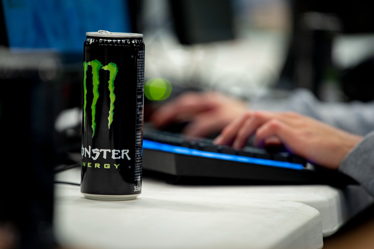 Aer0x7z.FBBP01 tweet media