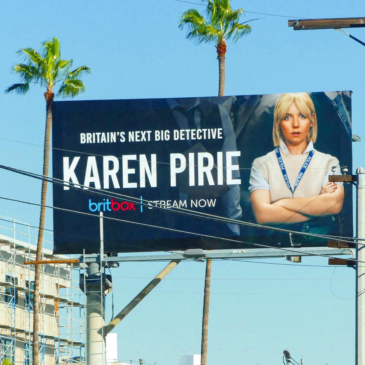 East coast to the west… Tash & Albert up in Times Square, Karen goes to Hollywood… WE OUT HERE BABY!!! Both available to watch in 🇺🇸 on @BritBox_US. #TheCurse #KarenPirie