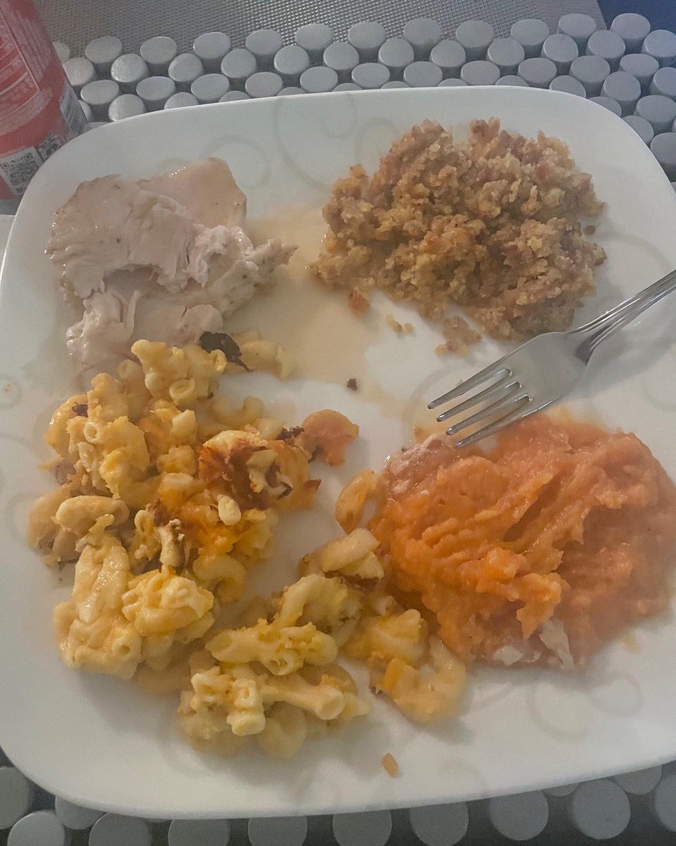 TheJAMSessionn's tweet photo. Jam session was eating good #jamsession https://t.co/mcy0vwQTLs