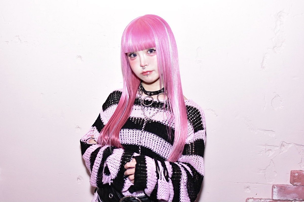 mksk_417's tweet photo. pink♥☾ https://t.co/9JttGCyzp8