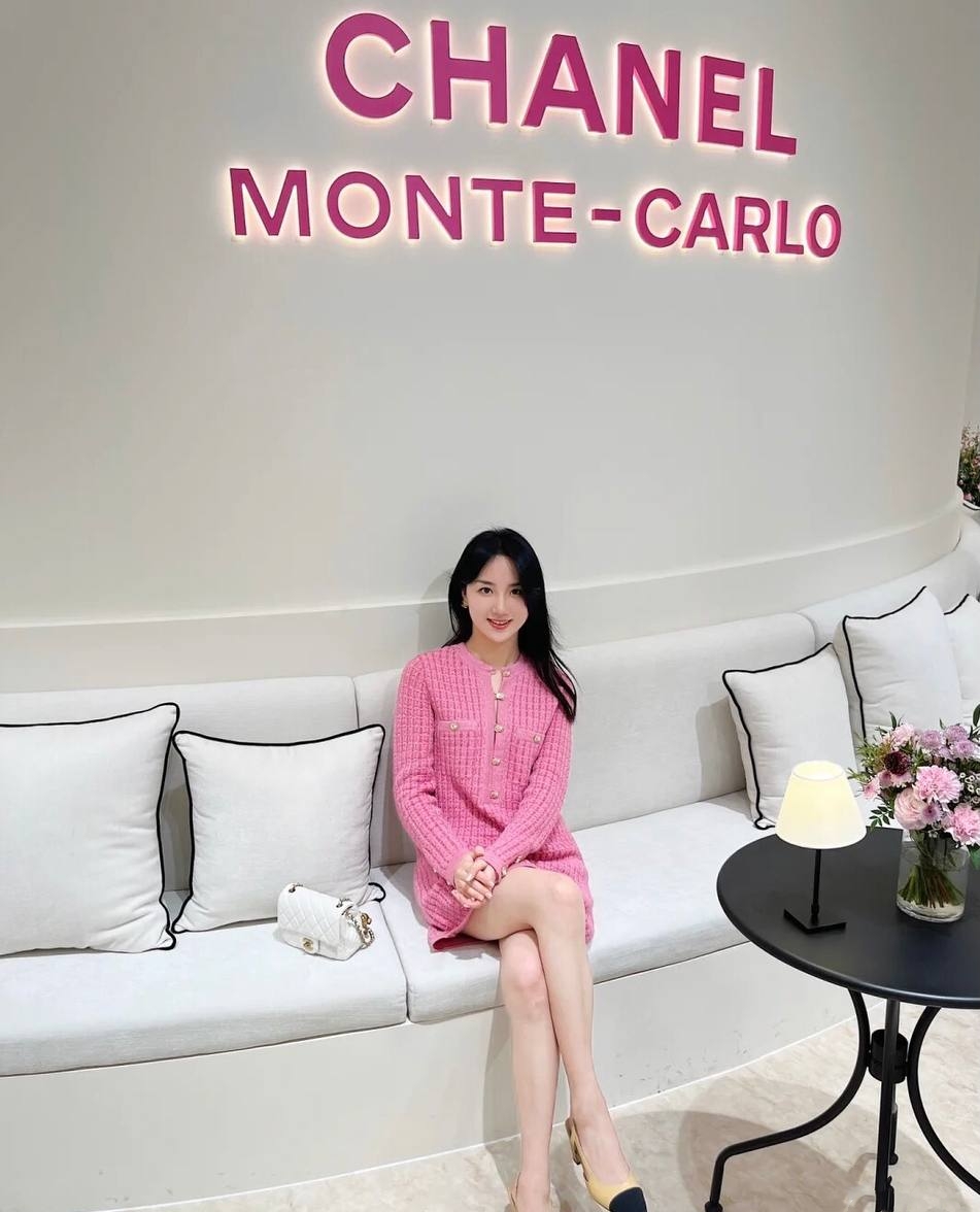 tangyu1129's tweet photo. #Popular #POPULARIMAGES #Chanel https://t.co/5qqhBUdLnT
