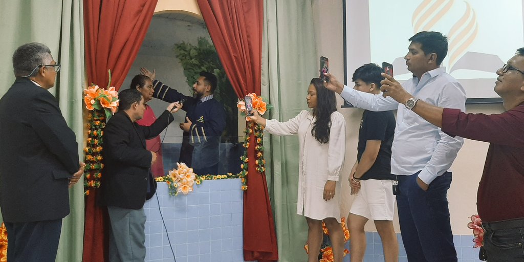wallacermachado's tweet photo. Neste domingo (27), tive o imenso privilégio de rebatizar a dona Francisca que estava 13 anos longe dos caminhos do Senhor.
Deus é maravilhoso pois nunca desiste dos Seus filhos.
#Reencontro
#IASDMutirãoDoCacau #DistritoDaCompensa3 #OMesmoAmorAMesmaMissão https://t.co/2qlW1oP3sS