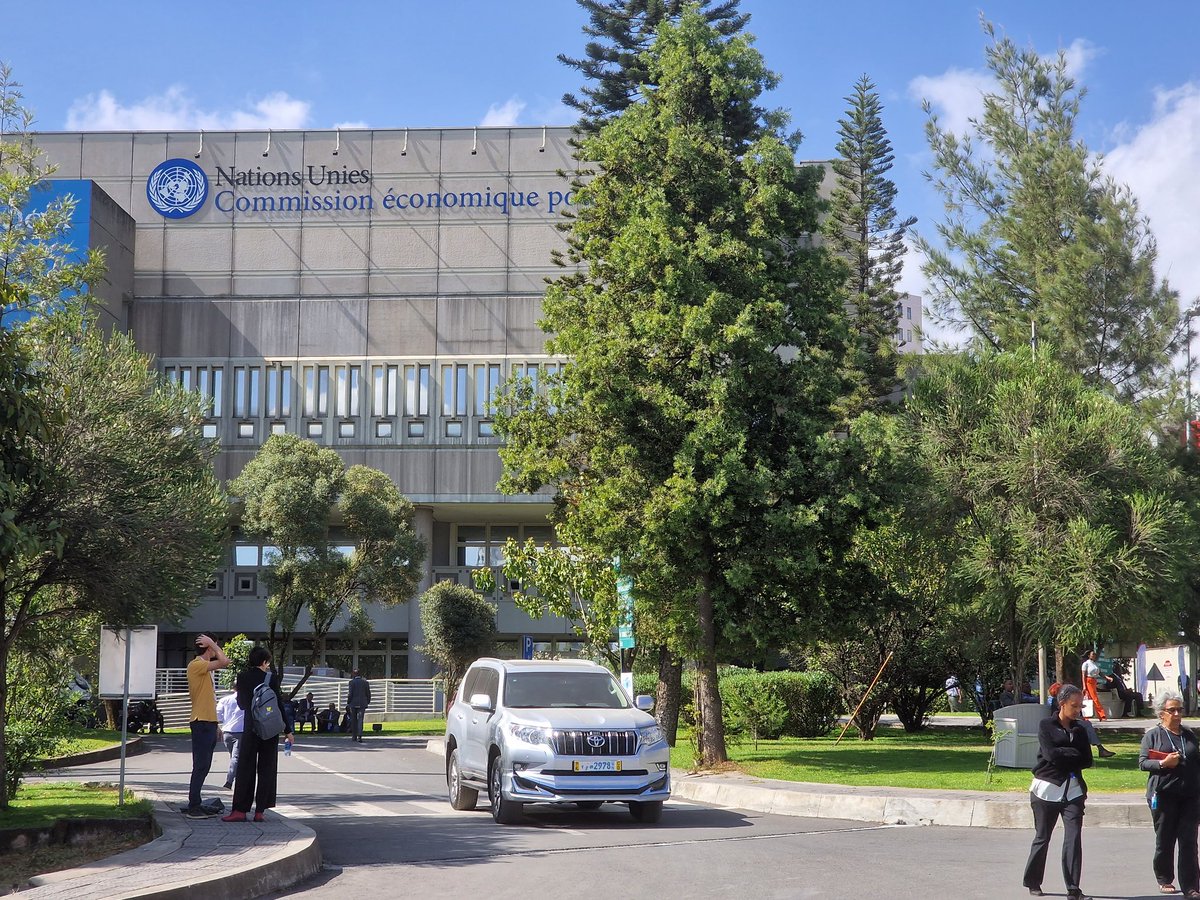 andreacalderaro's tweet photo. Day 0 in AddisAbaba at the #UN #InternetGovernanceForum @IGFEthiopia2022, starting with @giganetr symposium, and following with #GlobalPeaceTechHub workshop https://t.co/sT3cUPdEVa #IGF2022 https://t.co/L626GDN4of