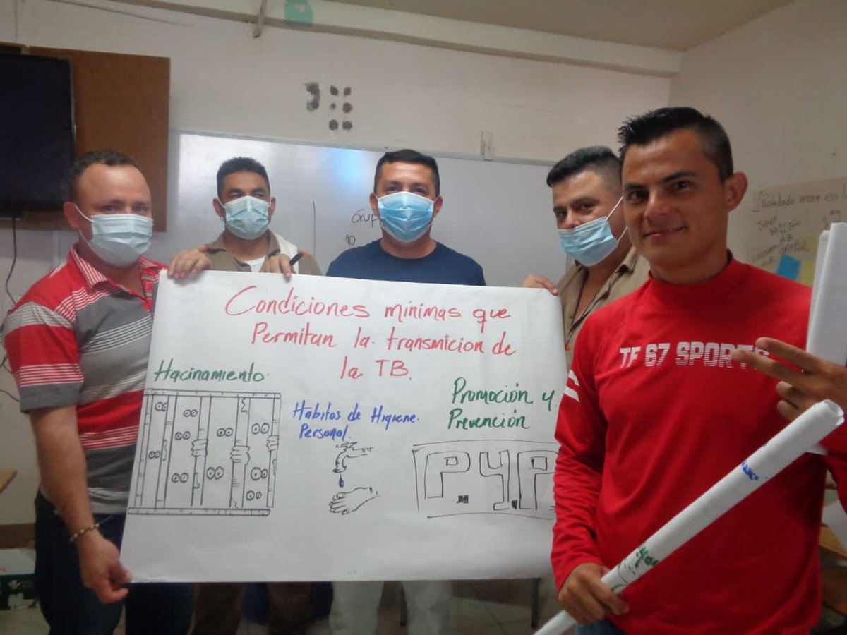 DInpec's tweet photo. #INPECPreviene. En los 14 establecimientos de la regional oriente del @INPEC_Colombia se realizó una capacitación en prevención y control de enfermedades respiratorias con el apoyo de @GobdeSantander un trabajo en equipo que busca mejorar la salud de nuestros PPL. https://t.co/HHEcbvmJjh