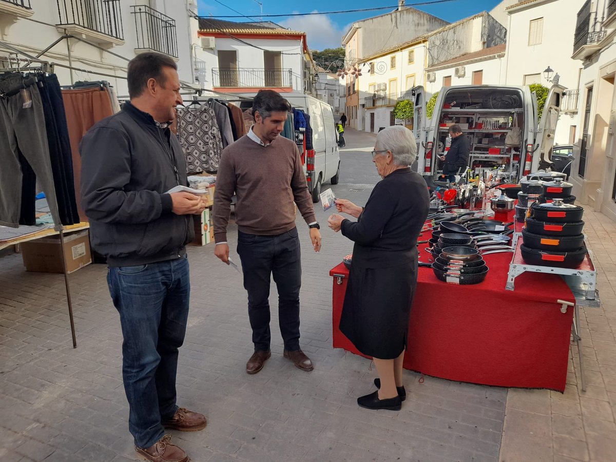 pp_cordoba's tweet photo. 💧Los vecinos de #FuenteTojar también se beneficiarán de los 48,5M/€ destinados a infraestructuras hídricas en los #PresupuestosAND2023 

La EDAR de este municipio será una realidad gracias a ellos

Hoy @javimedina4500 ha estado con ellos👇🏻 https://t.co/4UlVbxmljt