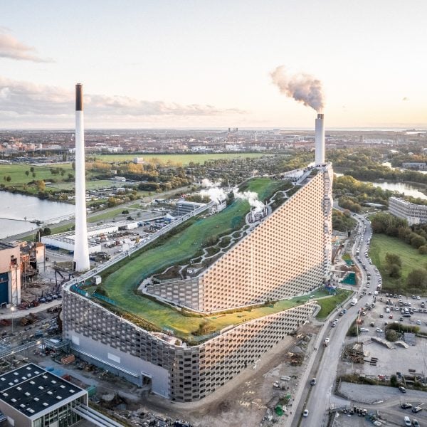 Copenhagen addresses global warming with climate-resilient architecture dlvr.it/SdTyPw