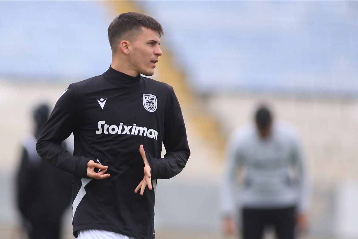 PAOK_FC's tweet photo. #PreGame Προθέρμανση στην Κύπρο για τον Δικέφαλο #PAOKASHD #FriendlyGame #Reloaded https://t.co/eeOEoc5V5A