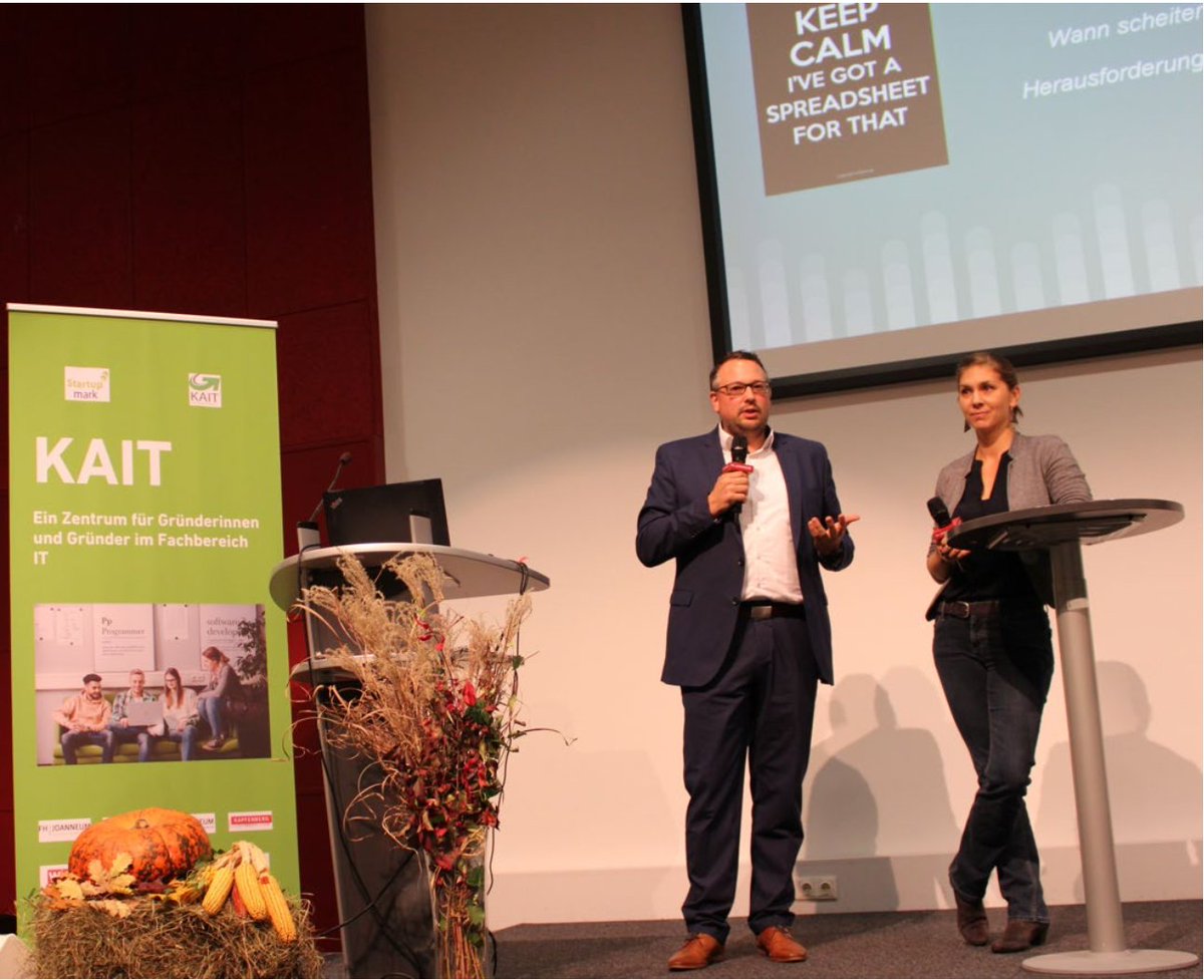 GTschab's tweet photo. „Einsatz nachhaltige Künstliche Intelligenz“ – an der JOANNEUM (FH) in KAPFENBERG.🌐Beim KAIT- durfte ich gemeinsam mit Natascha Totzler die wichtigsten Aspekte der #Datenökonomie live on Stage präsentieren. 

https://t.co/DPKCQbm4G5

#künstlicheintelligenz #stage #Nachhaltigkeit https://t.co/k3XgHI1spz